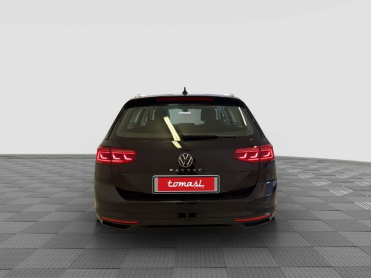 Volkswagen Passat Variant 2.0 TDI SCR EVO DSG Business (4)