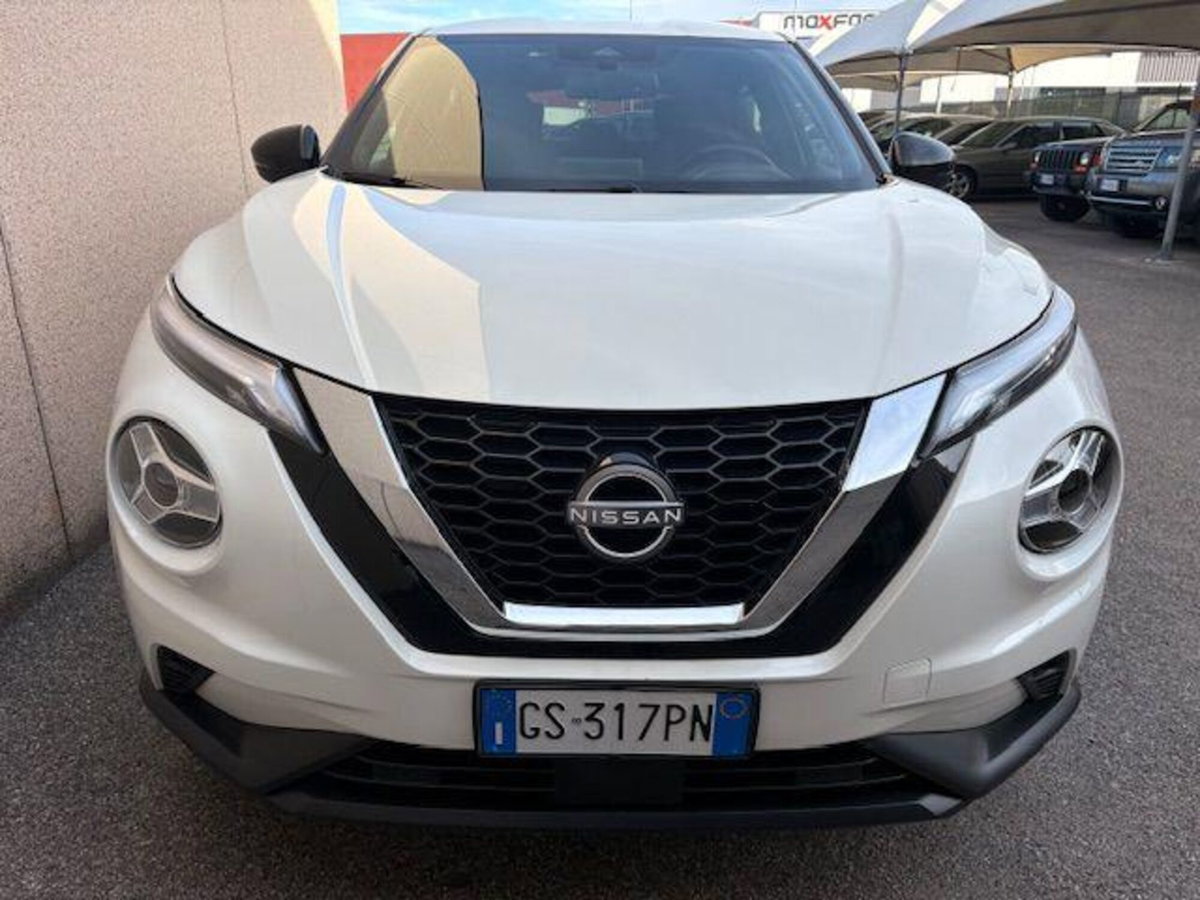 Nissan Juke 1.0 dig-t N-Connecta 114cv (4)