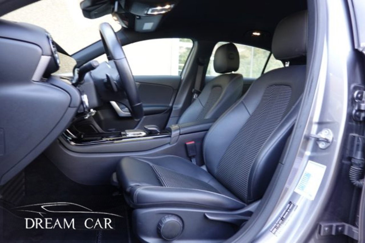 Mercedes-Benz Classe A Sedan 180 d Automatic 4p. Sport (10)