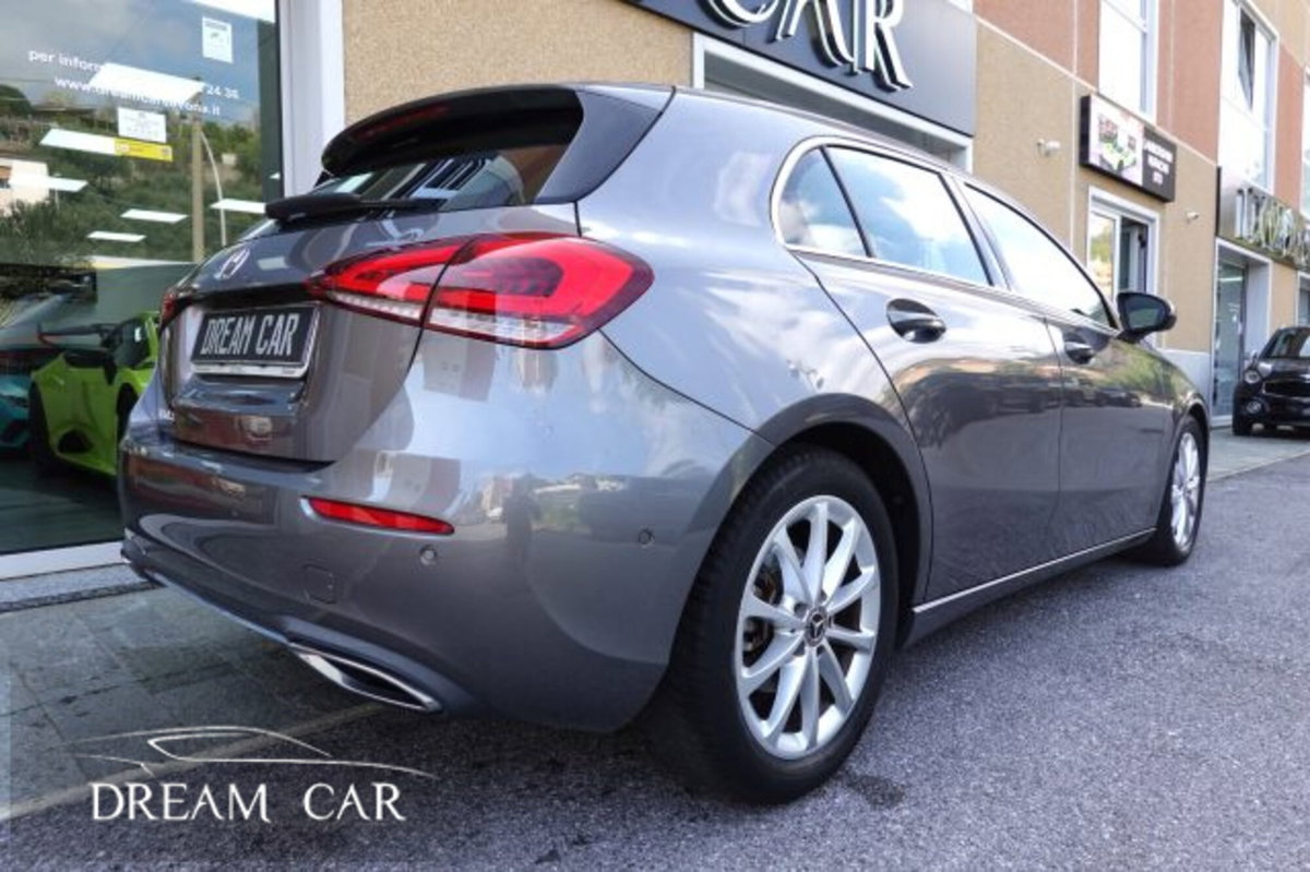 Mercedes-Benz Classe A Sedan 180 d Automatic 4p. Sport (5)