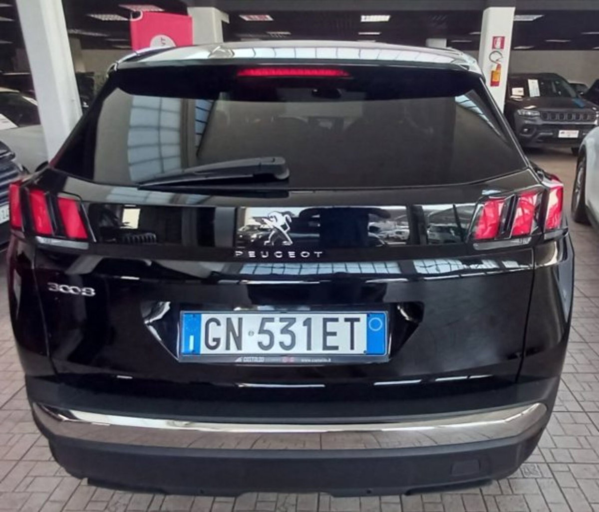 Peugeot 3008 BlueHDi 130 S&S EAT8 Active Pack (3)