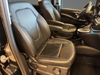 Mercedes-Benz Classe V Extralong 300 d Exclusive 4matic auto (11)