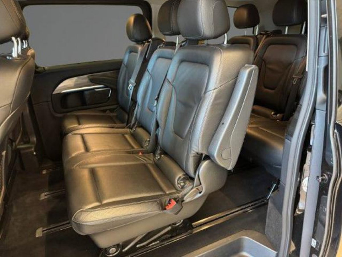Mercedes-Benz Classe V Extralong 300 d Exclusive 4matic auto (12)