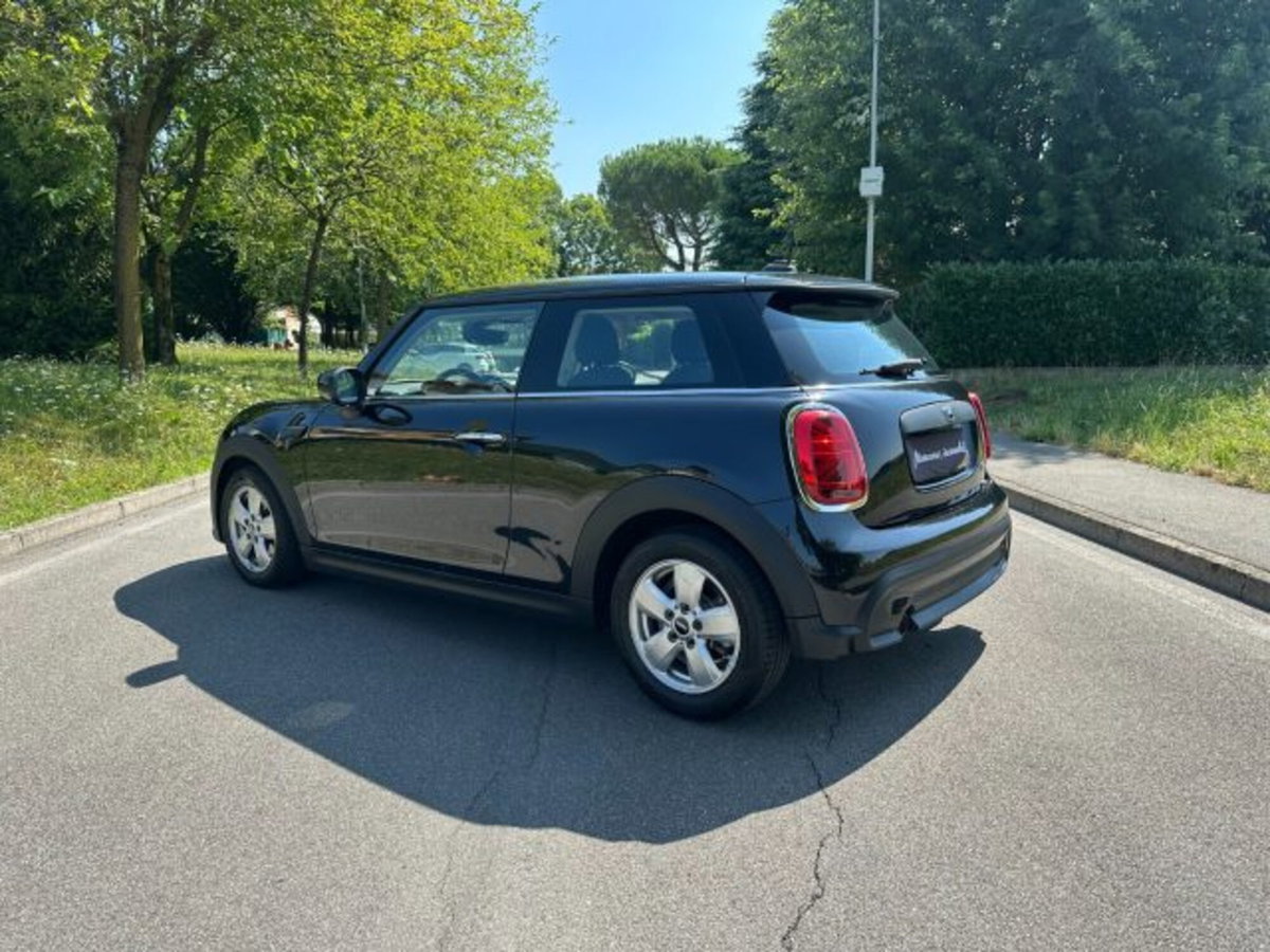 MINI Mini 1.5 One Business (13)