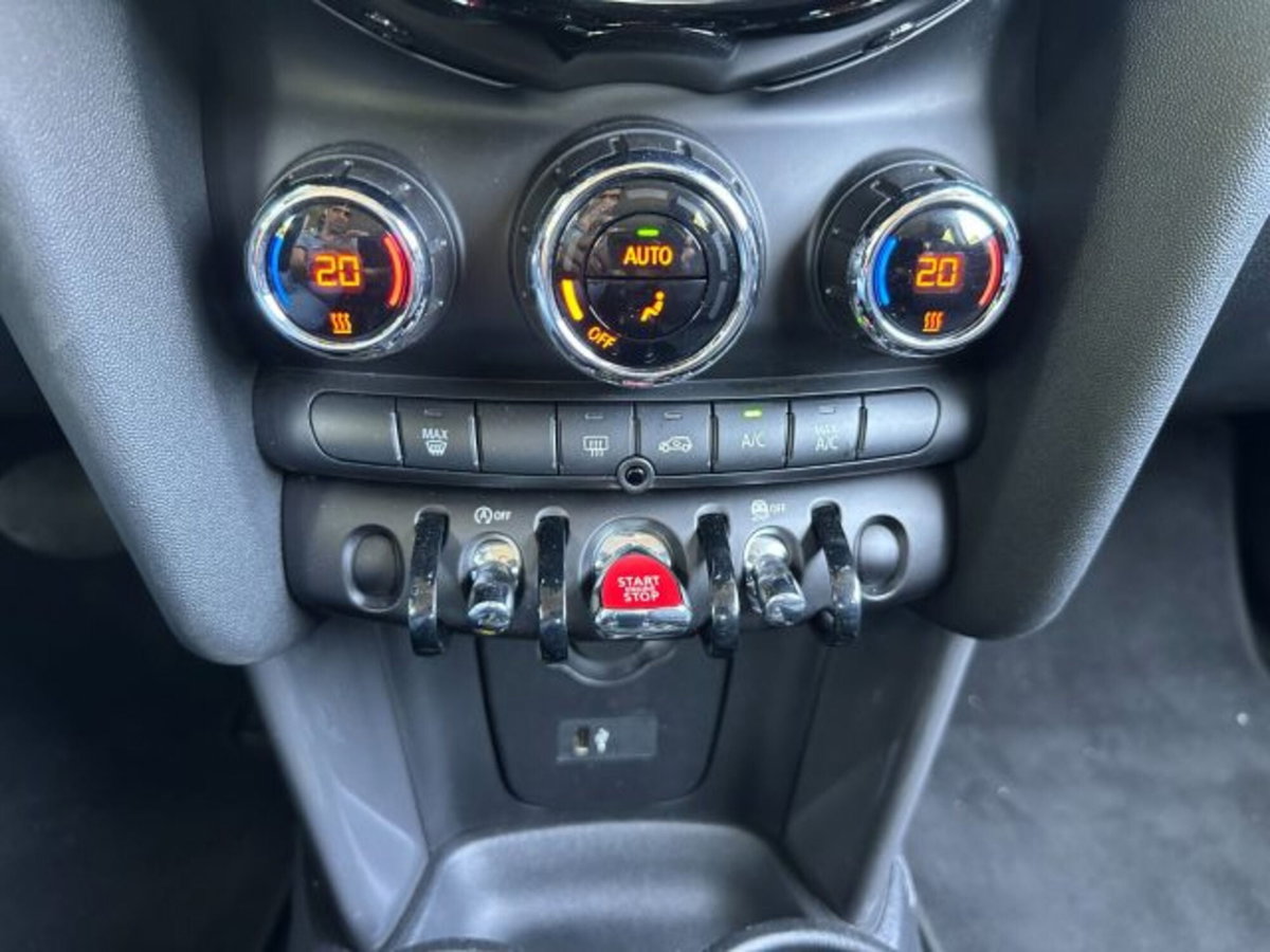 MINI Mini 1.5 One Business (19)
