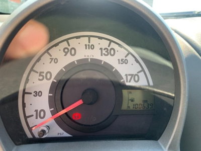Peugeot 107 68CV 3p. Desir (13)