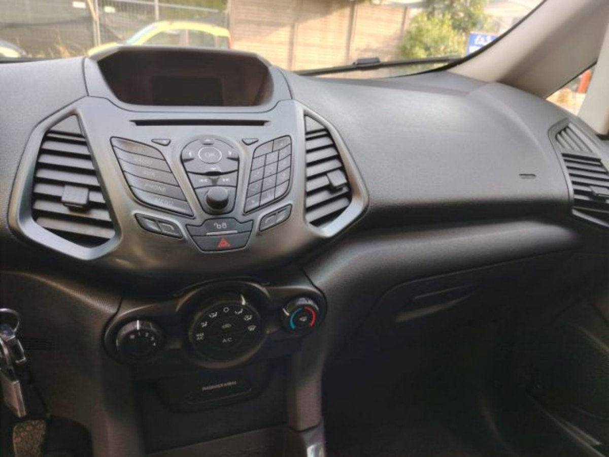 Ford EcoSport 1.5 TDCi 95 CV Titanium (15)