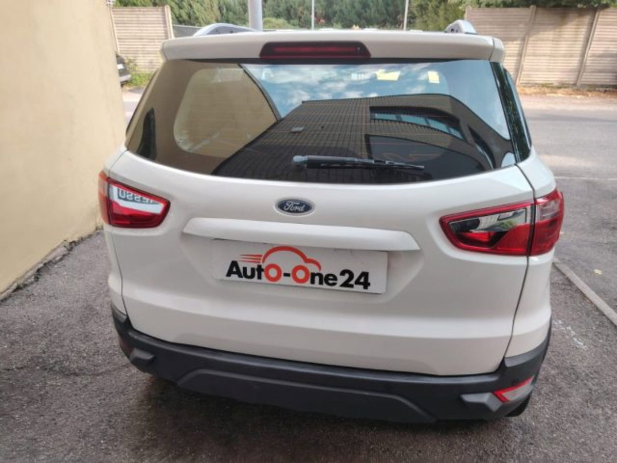 Ford EcoSport 1.5 TDCi 95 CV Titanium (9)