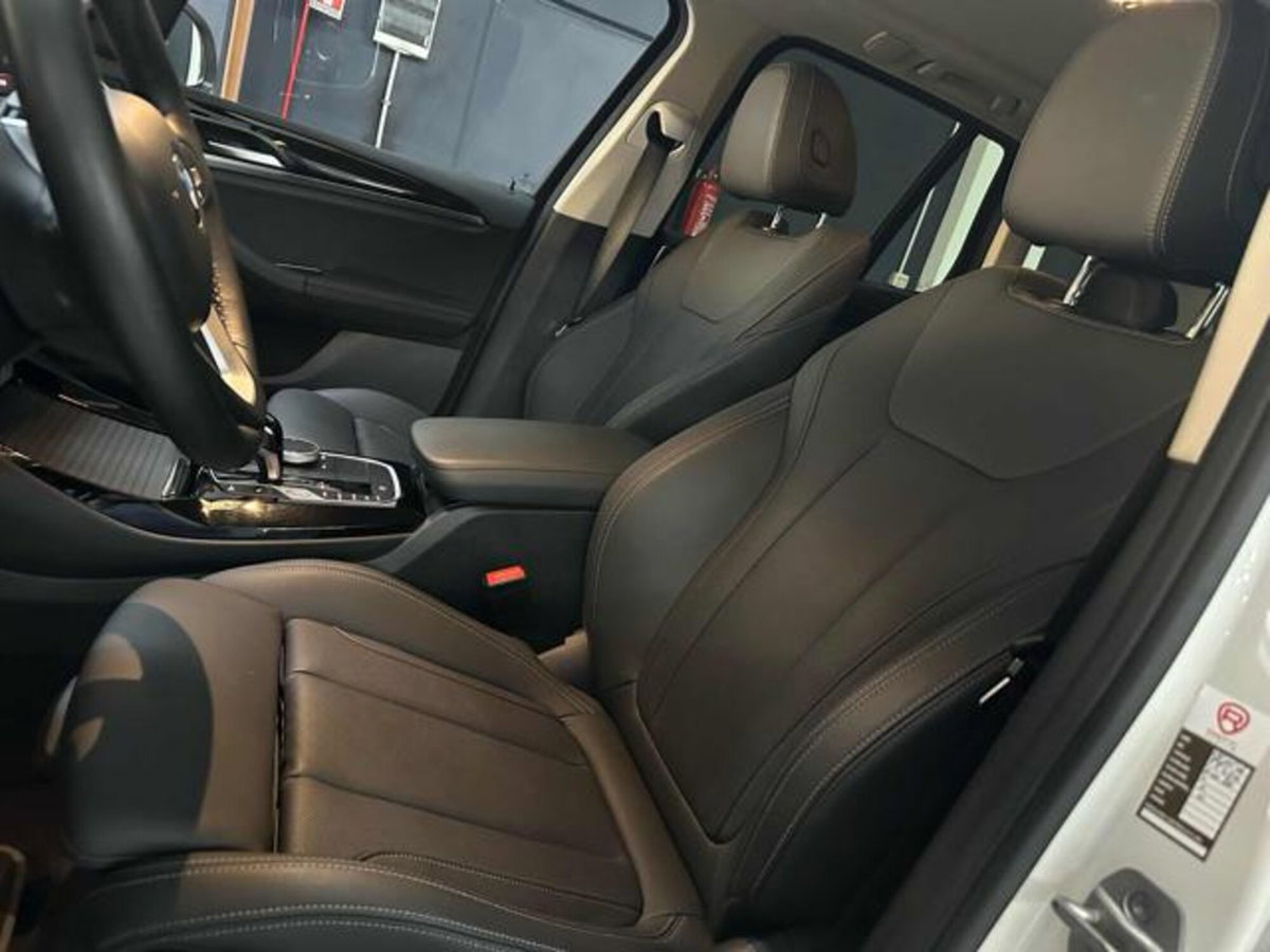 BMW X3 xDrive20d 48V (12)