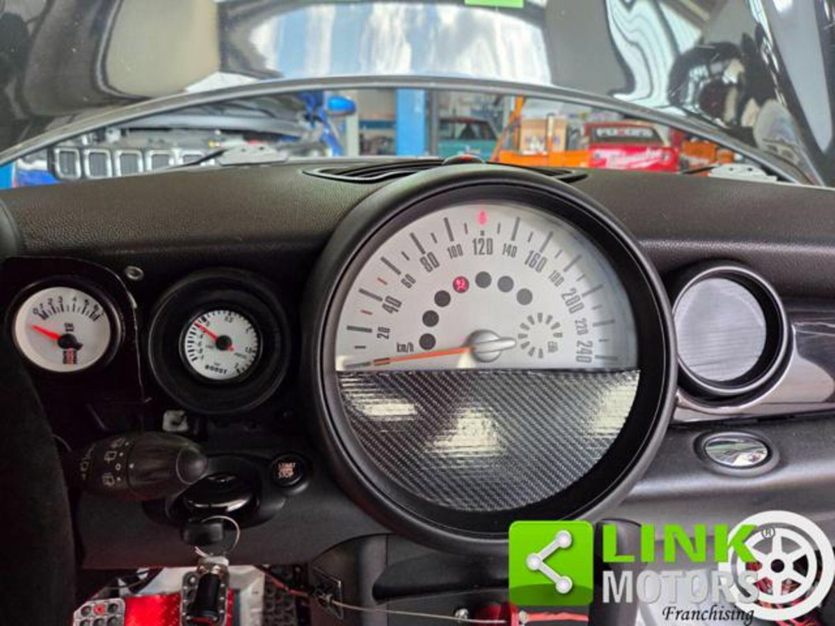MINI Mini 1.6 16V John Cooper Works (6)