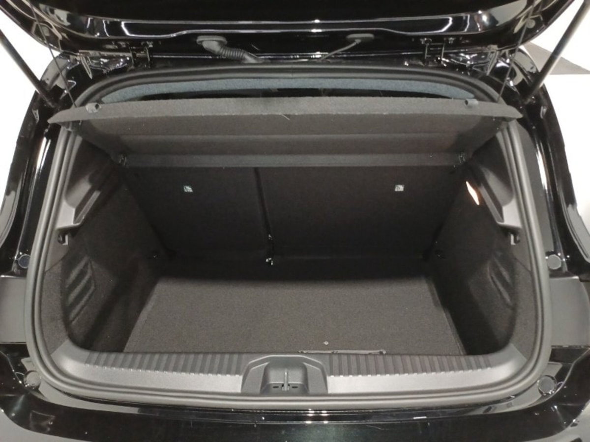 Renault Clio TCe 90 CV 5 porte Techno (7)