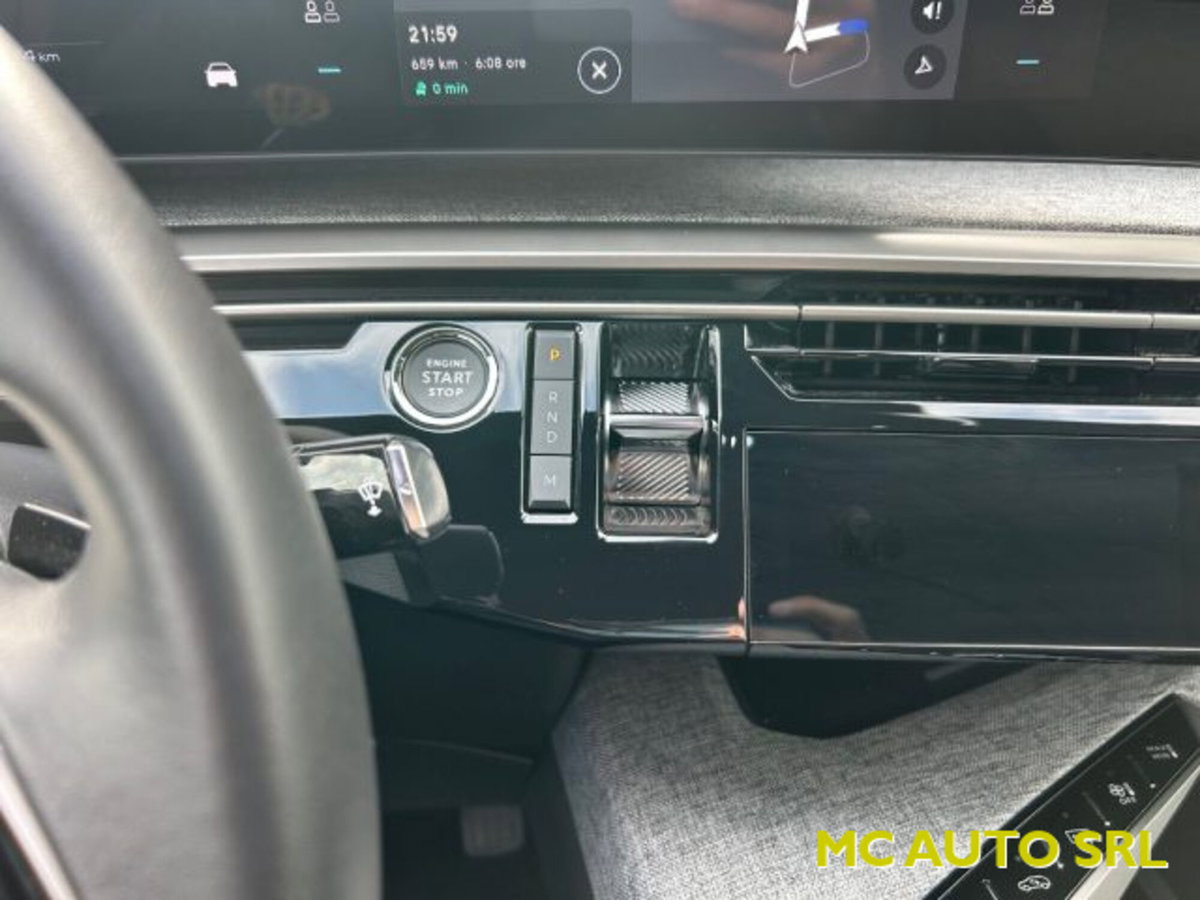 Peugeot 3008 1.2 hybrid Allure Business 145cv e-dcs6 (12)