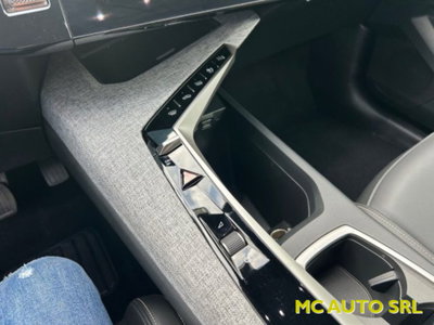 Peugeot 3008 1.2 hybrid Allure Business 145cv e-dcs6 (13)