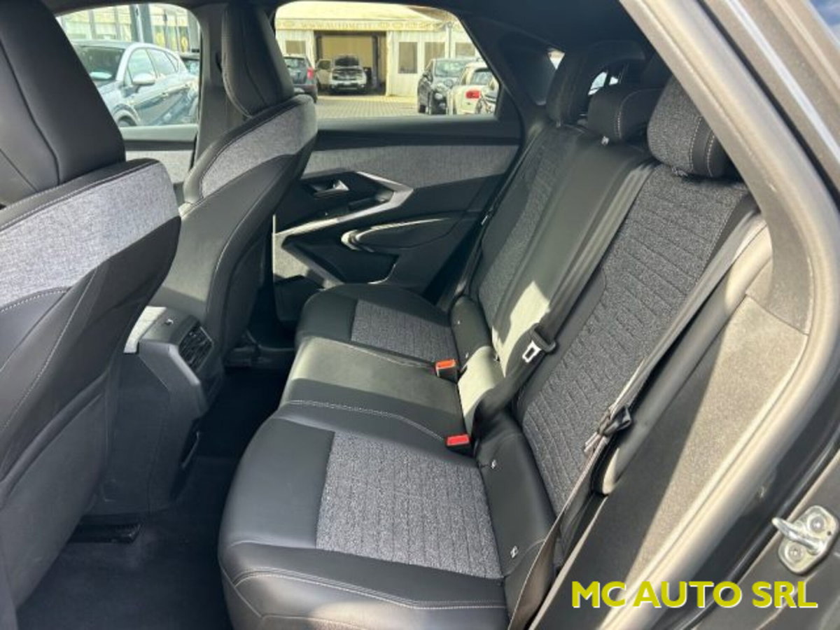 Peugeot 3008 1.2 hybrid Allure Business 145cv e-dcs6 (8)