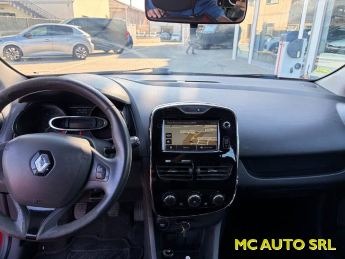 Renault Clio 1.2 75CV 5 porte Live (9)