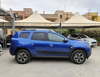 Dacia Duster 1.5 Blue dCi 8V 115 CV 4x2 15th Anniversary (2)