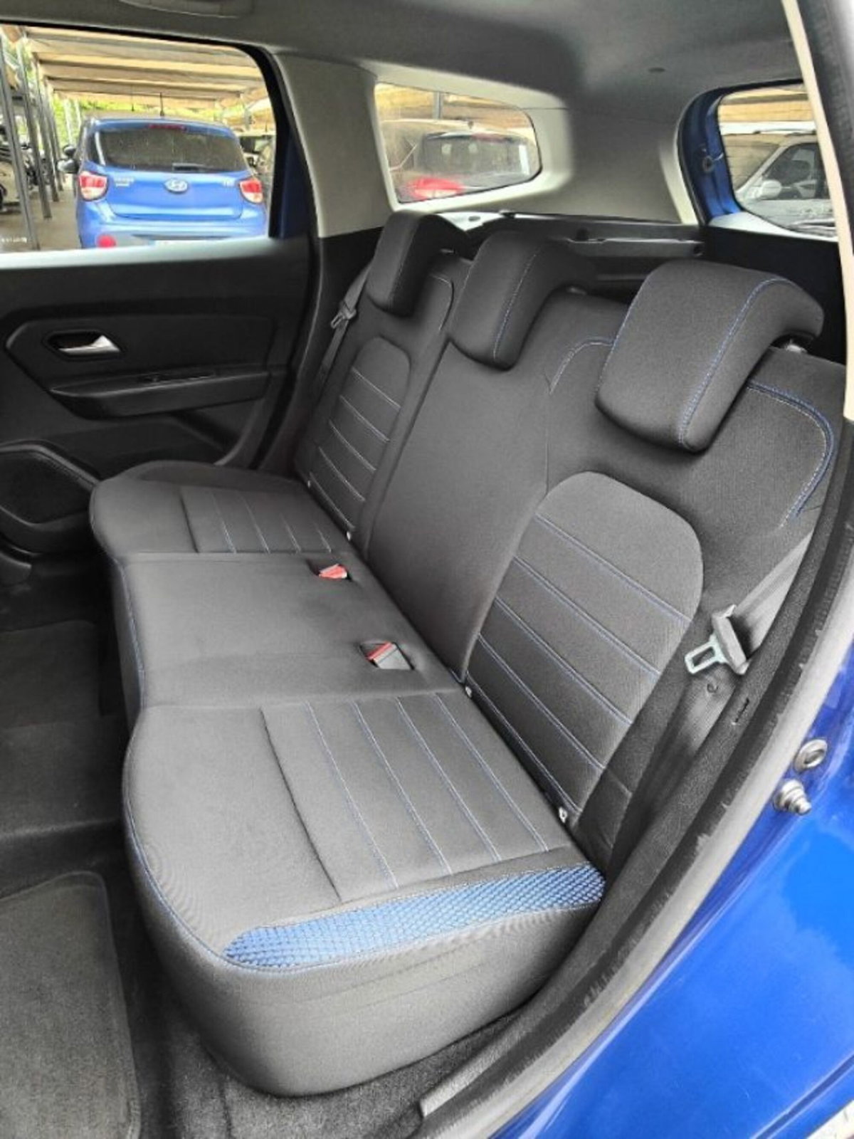 Dacia Duster 1.5 Blue dCi 8V 115 CV 4x2 15th Anniversary (6)