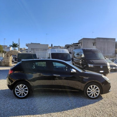Alfa Romeo Giulietta 1.6 JTDm Super 120cv (2)