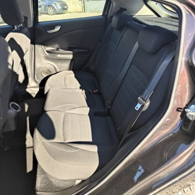 Alfa Romeo Giulietta 1.6 JTDm Super 120cv (5)