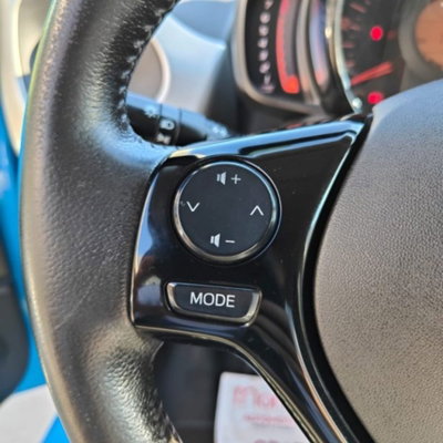 Toyota Aygo 1.0 VVT-i 69 CV 5 porte x-cool (11)