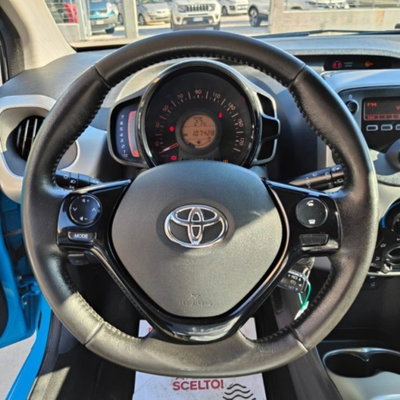 Toyota Aygo 1.0 VVT-i 69 CV 5 porte x-cool (9)