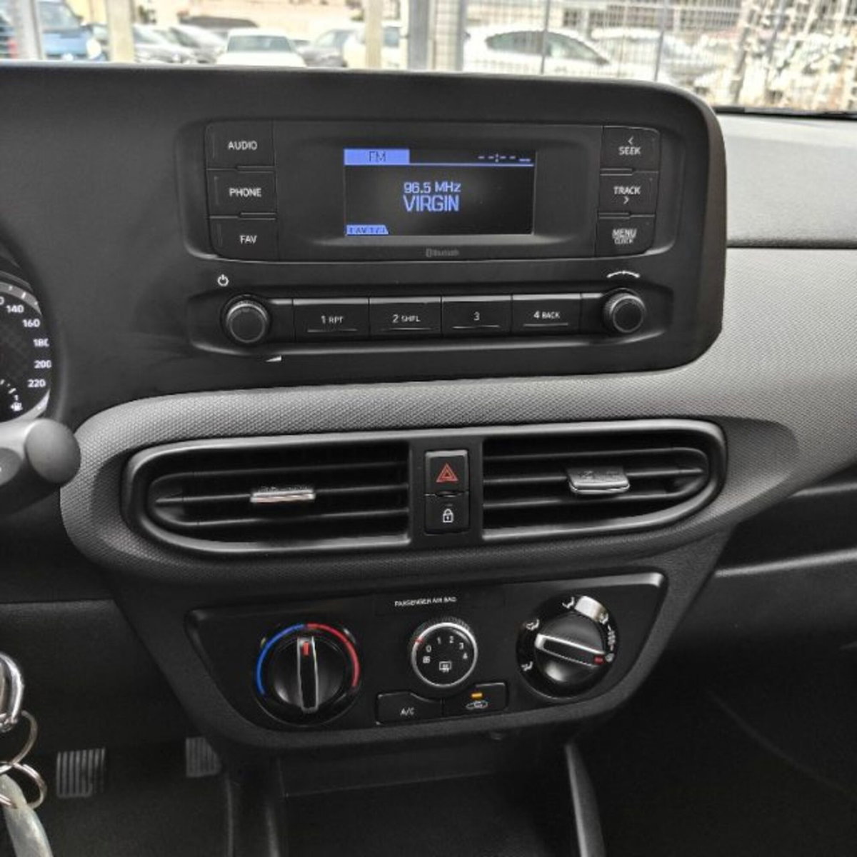 Hyundai i10 1.0 MPI Advanced (7)