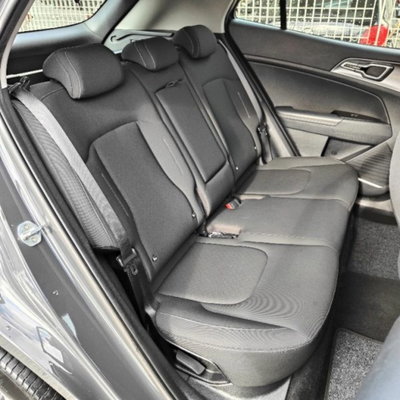 Kia Sportage 1.6 crdi mhev Business dct (5)