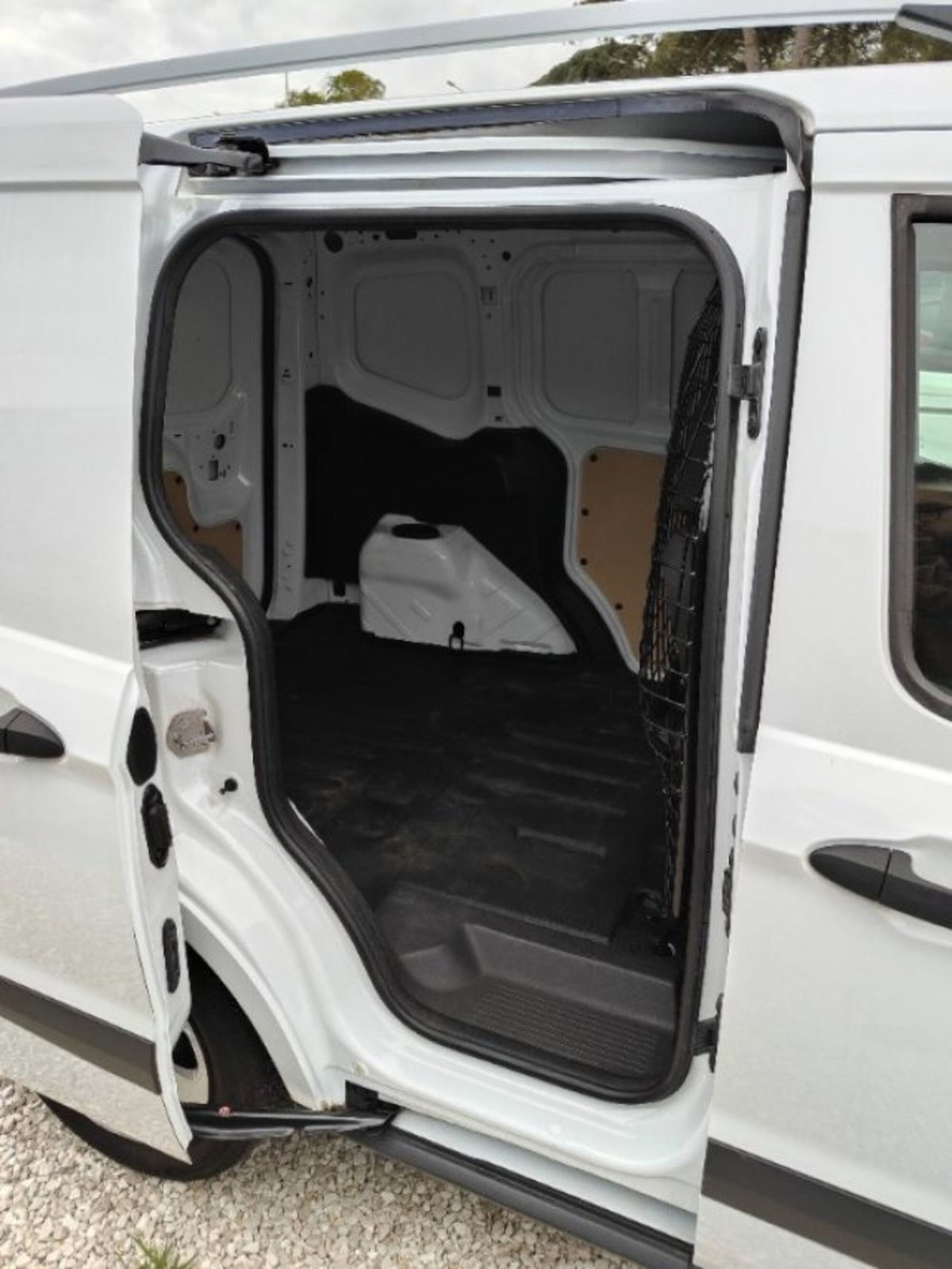 Ford Transit Courier 1.5 TDCi 75CV  Trend (3)