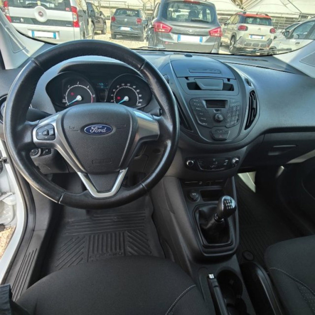 Ford Transit Courier 1.5 TDCi 75CV  Trend (7)