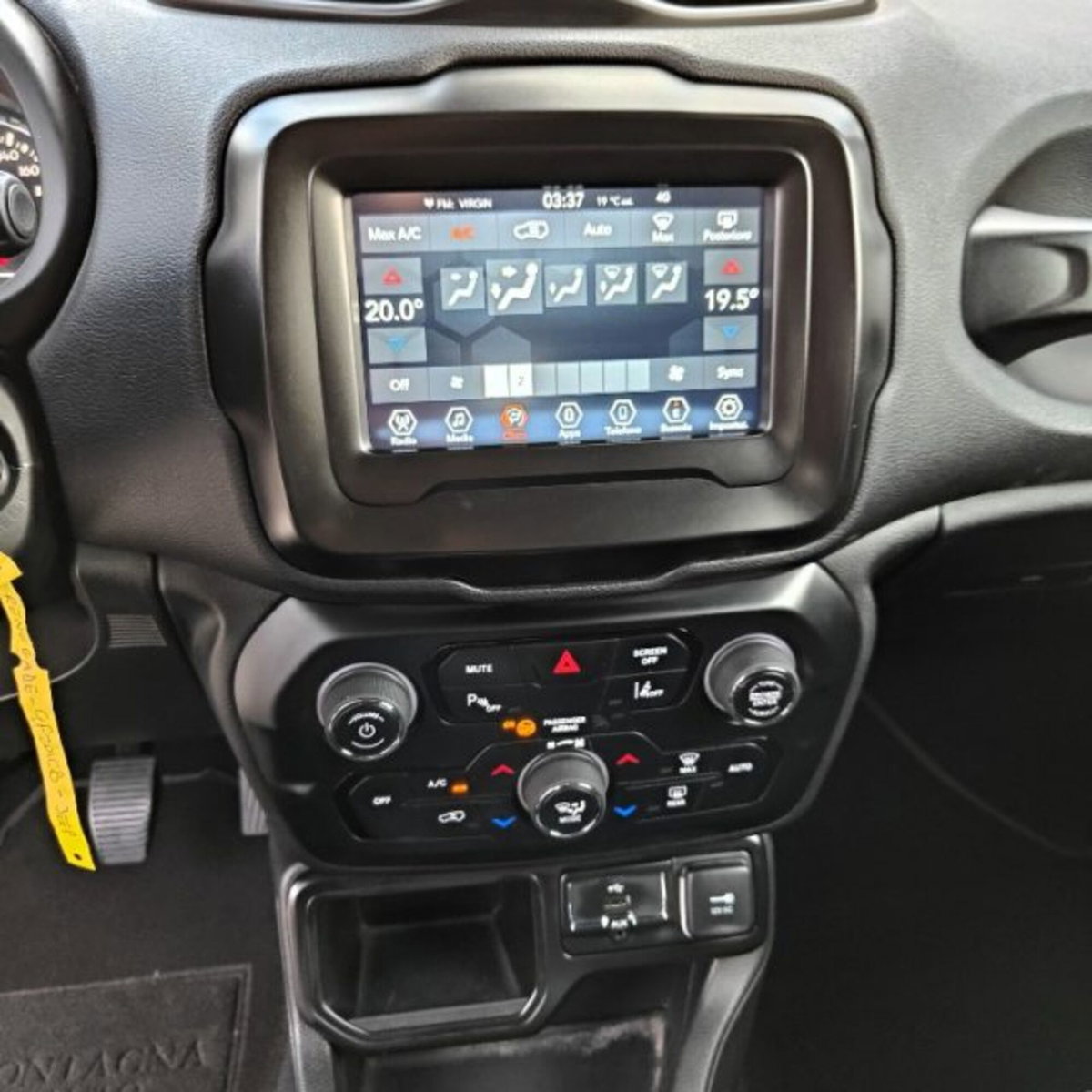Jeep Renegade 1.6 Mjt 130 CV Limited (8)