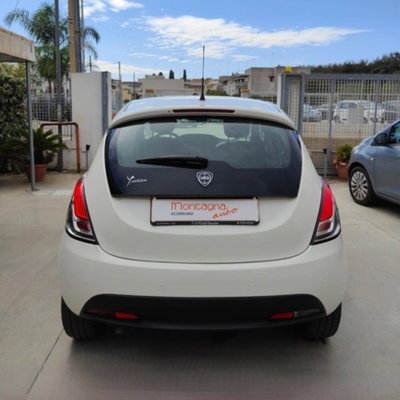 Lancia Ypsilon 1.3 MJT 16V 95 CV 5 porte S&S Silver (4)