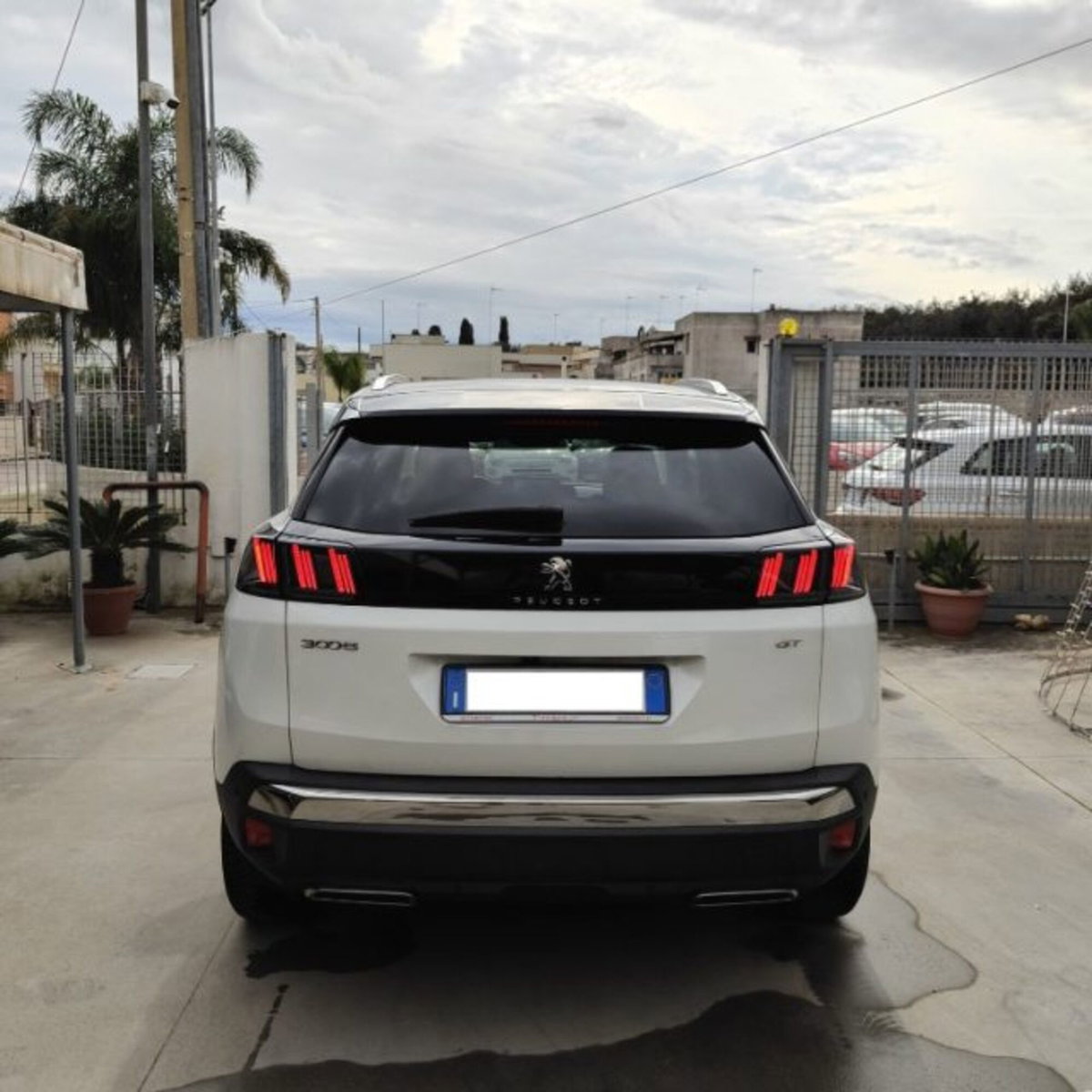 Peugeot 3008 BlueHDi 130 S&S EAT8 GT (3)