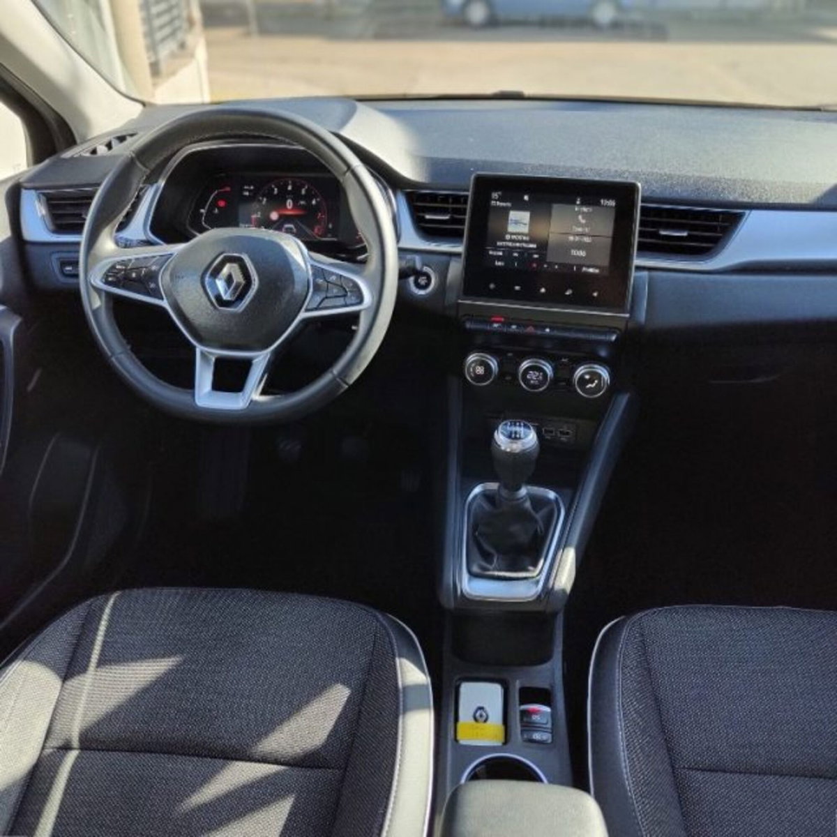 Renault Captur TCe 100 CV GPL FAP Intens (6)