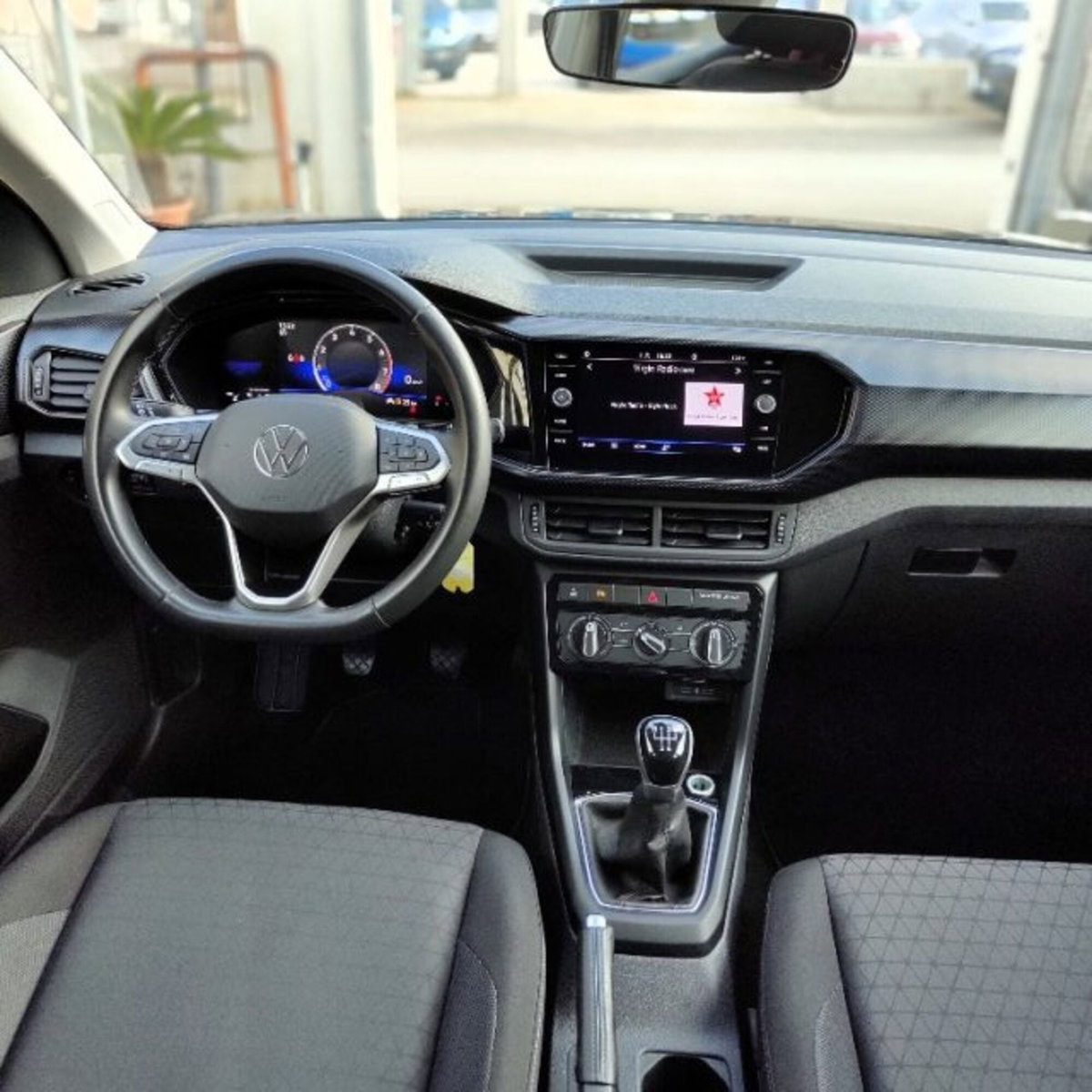 Volkswagen T-Cross 1.0 TSI Style BMT (6)