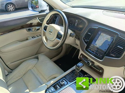 Volvo XC90 D5 AWD Geartronic Inscription (16)