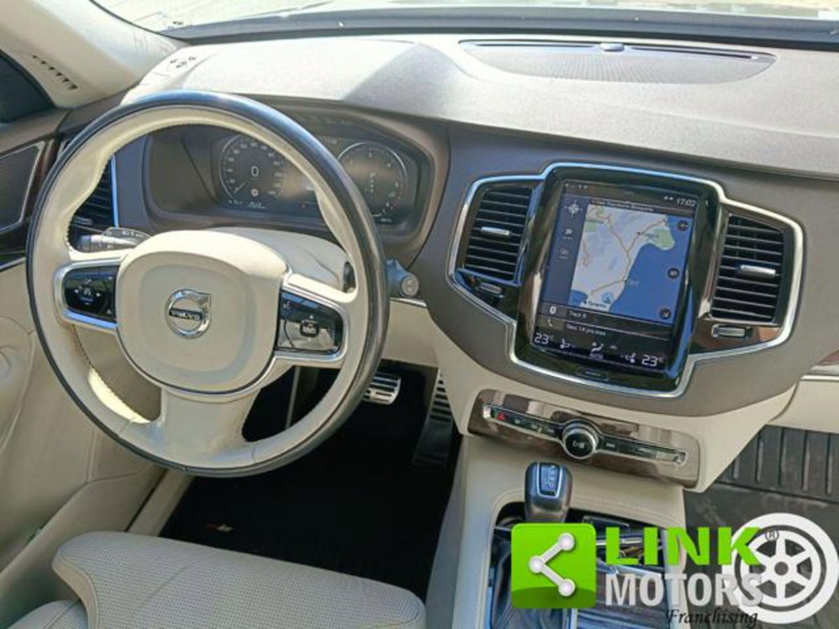 Volvo XC90 D5 AWD Geartronic Inscription (7)