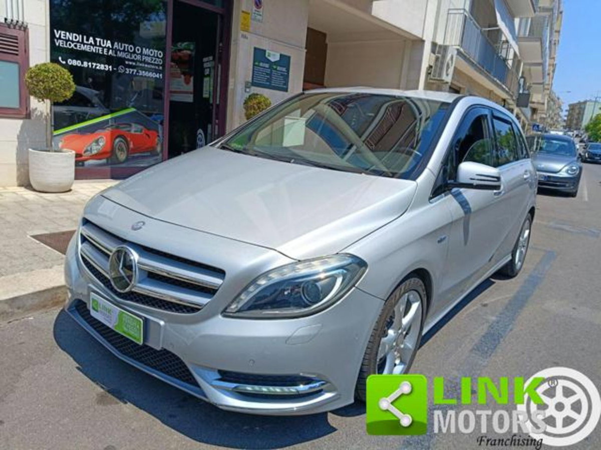 Mercedes-Benz Classe B 200 CDI BlueEFFICIENCY Premium (20)
