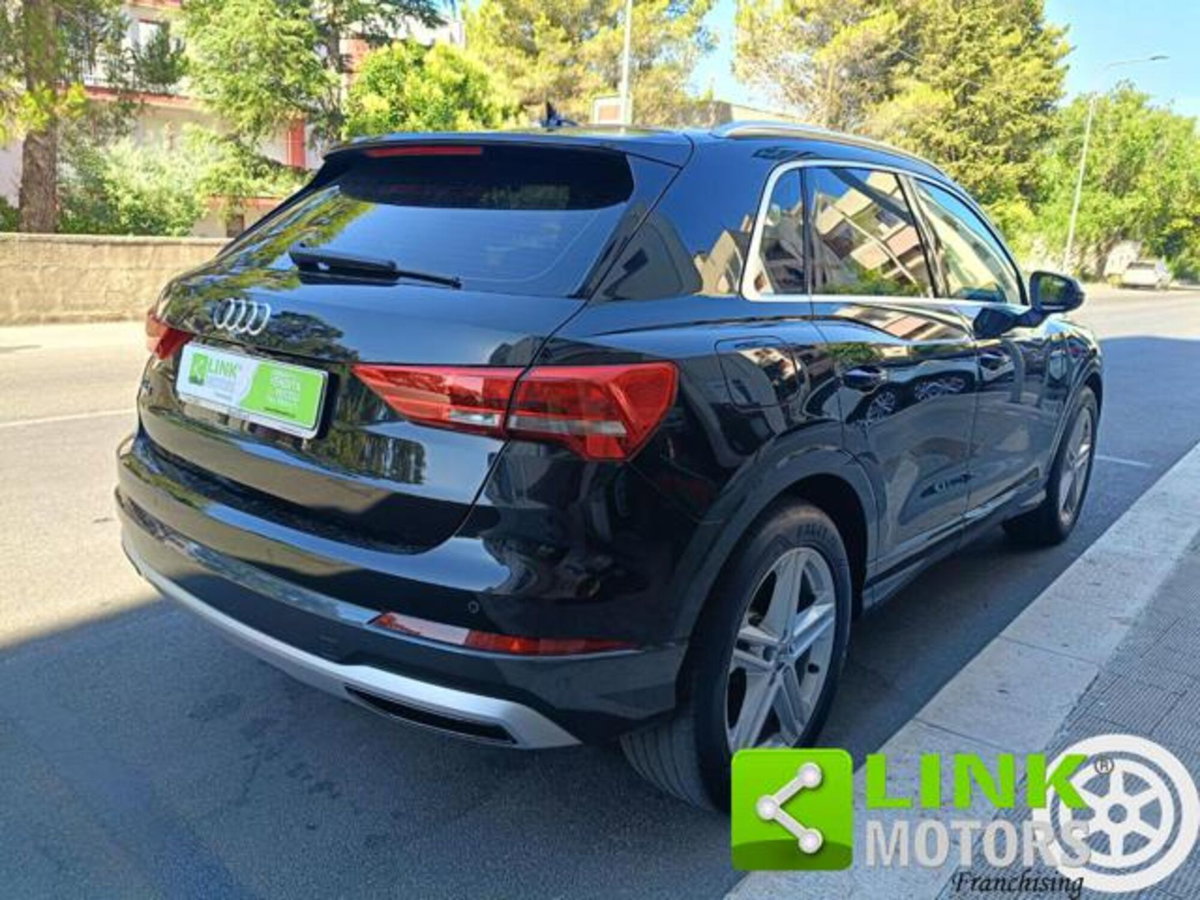 Audi Q3 35 TDI quattro S tronic Business (11)