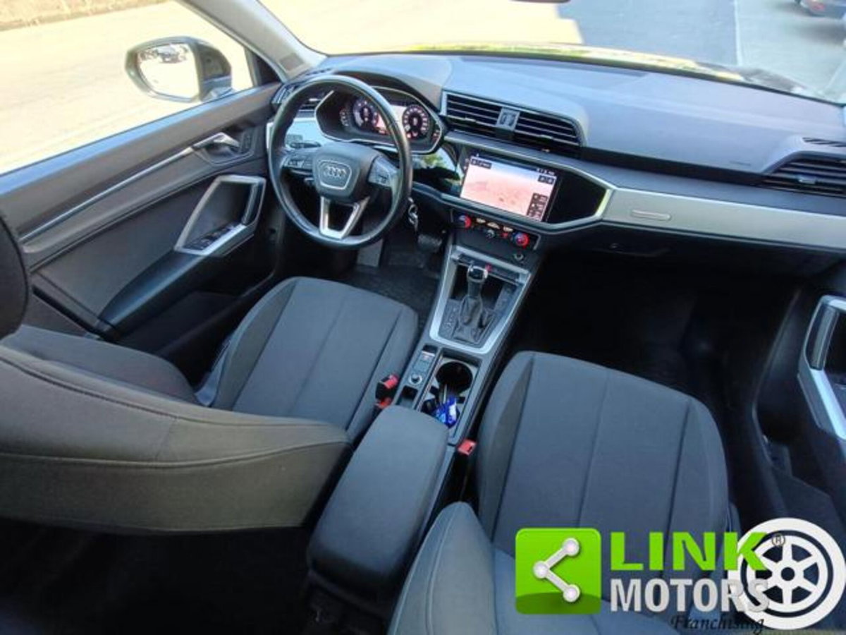 Audi Q3 35 TDI quattro S tronic Business (15)