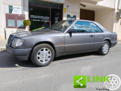 Mercedes-Benz Classe E Coupé 200 cat Coupé (6)