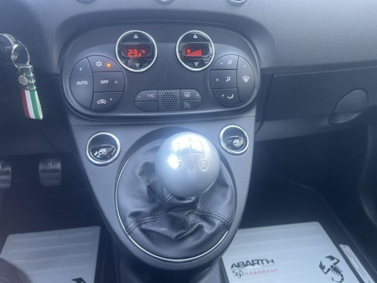 Abarth 595 Cabrio 595 C 1.4 Turbo T-Jet 180 CV Esseesse (16)