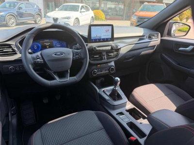Ford Kuga 1.5 EcoBoost 150 CV 2WD ST-Line (12)