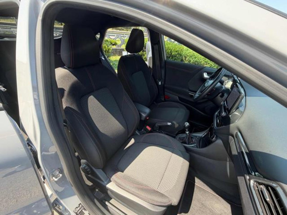Ford Puma 1.0 EcoBoost Hybrid 125 CV S&S aut. ST-Line X (15)