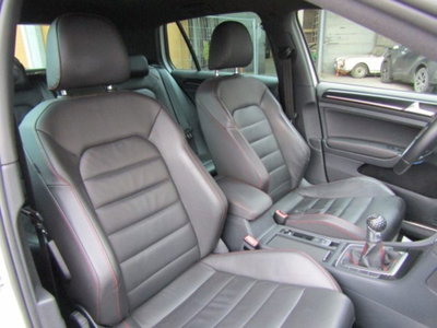 Volkswagen Golf GTI Performance 2.0 TSI DSG 5p. BlueMotion Technology (16)