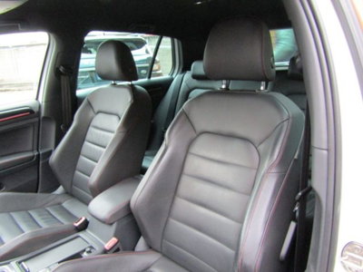 Volkswagen Golf GTI Performance 2.0 TSI DSG 5p. BlueMotion Technology (9)