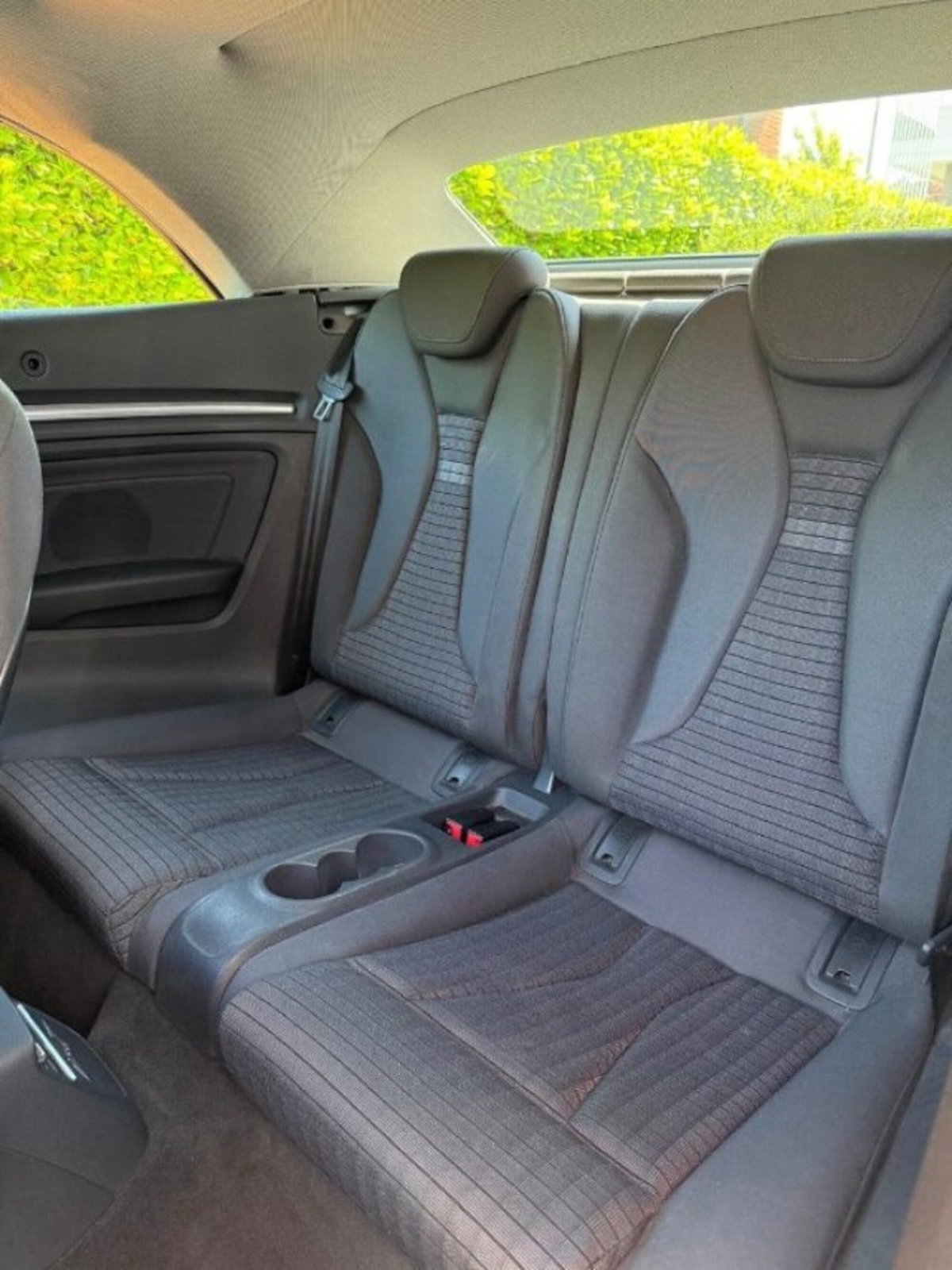 Audi A3 Cabrio 2.0 TDI S tronic Sport (14)