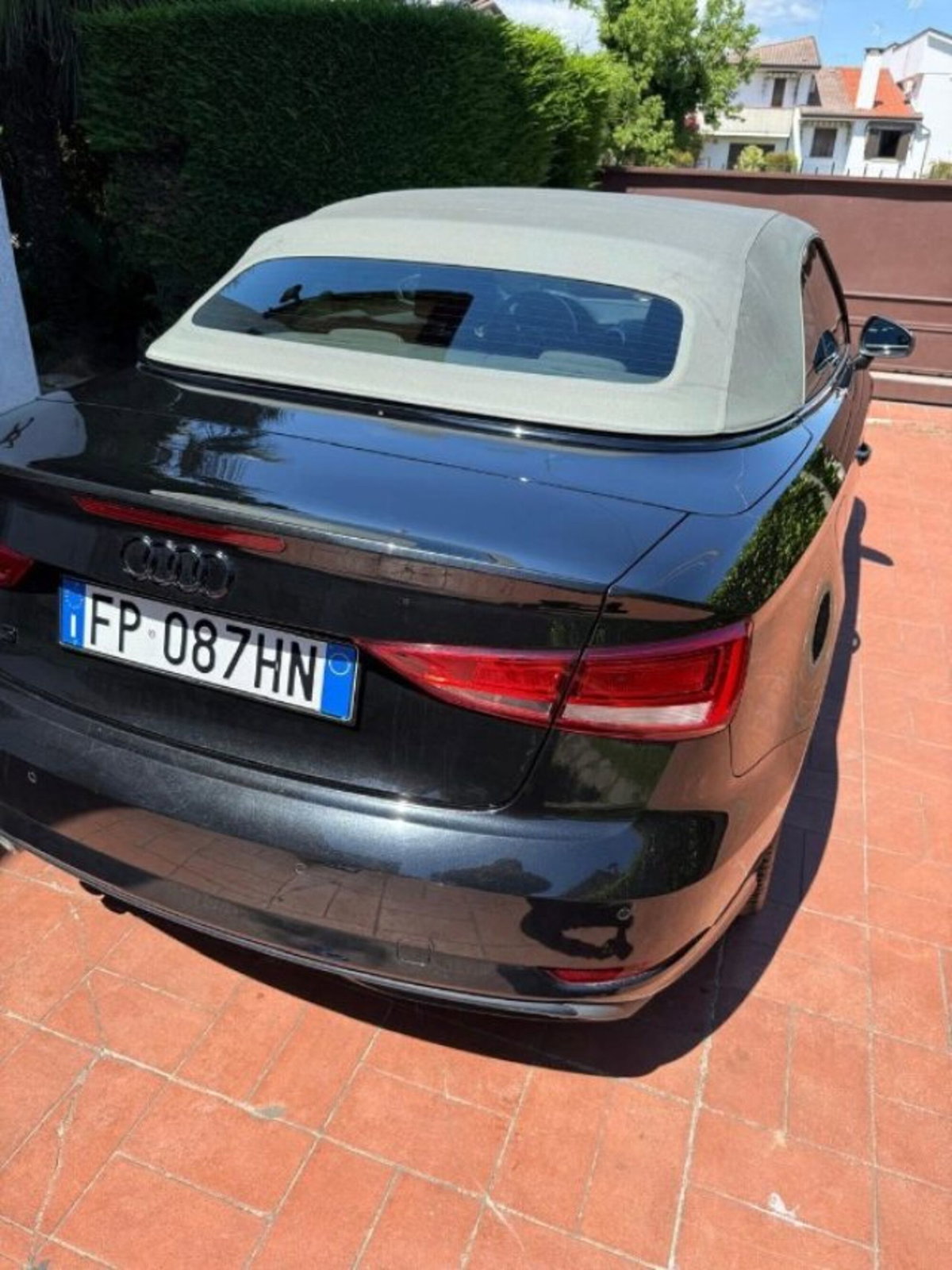 Audi A3 Cabrio 2.0 TDI S tronic Sport (6)
