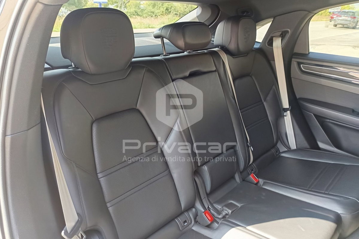 Porsche Cayenne Coupé 3.0 V6 (13)