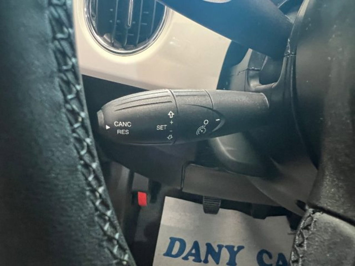 Fiat 500 1.0 Hybrid Club (9)