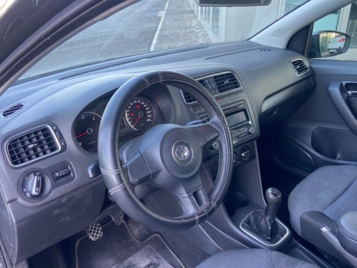 Volkswagen Polo 1.6 TDI DPF 5 porte Comfortline (10)